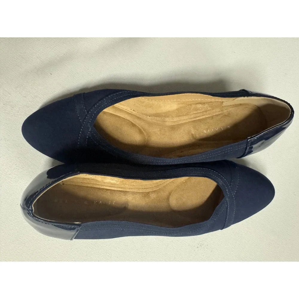 Kelly & Katie Saben Navy Cap Toe Wedge Pumps Women's US 8.5 Stretch Microsuede